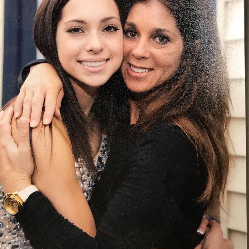 Meet your Posher, Carolyn